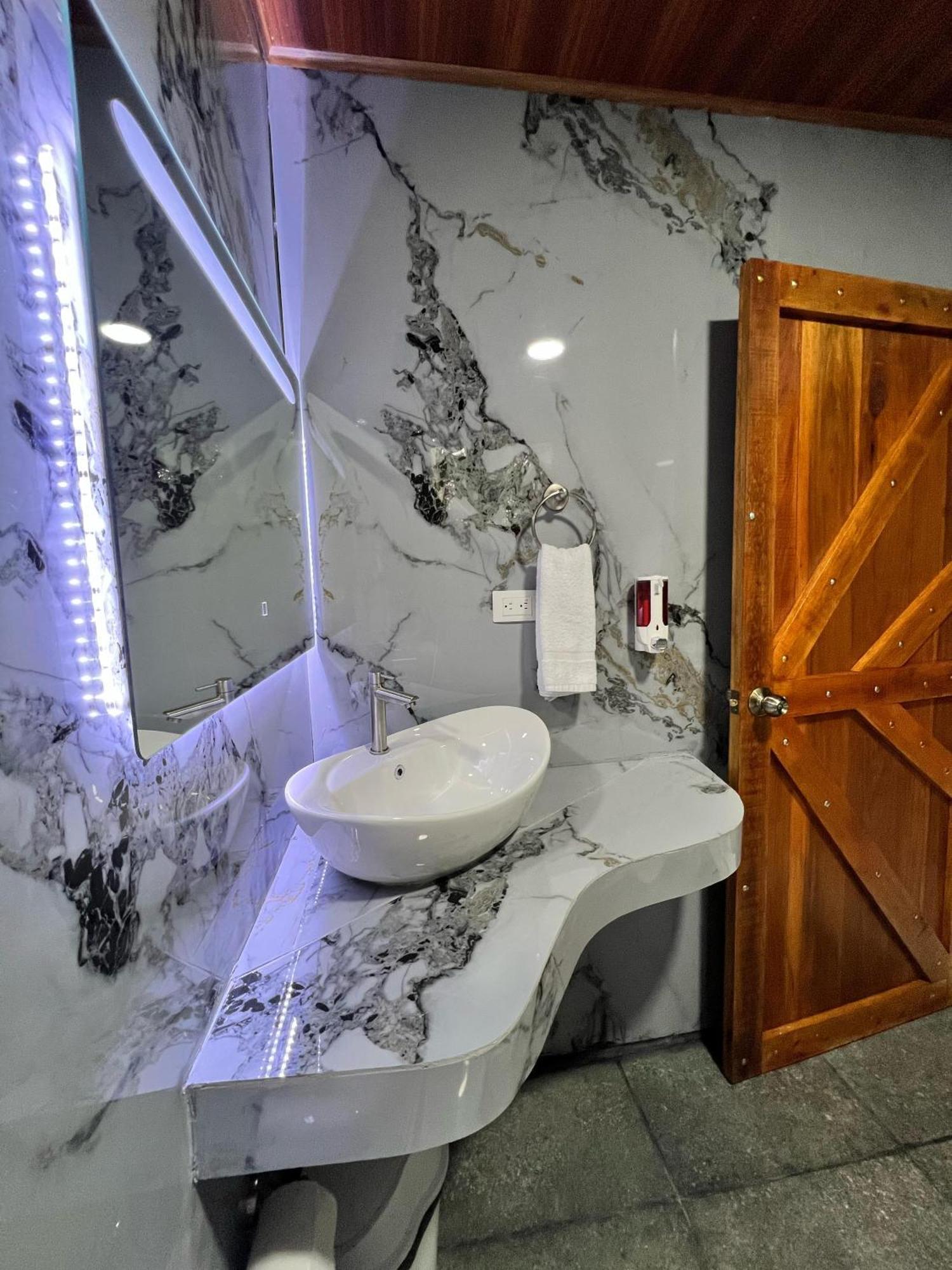 Arenal Rustic Lodge